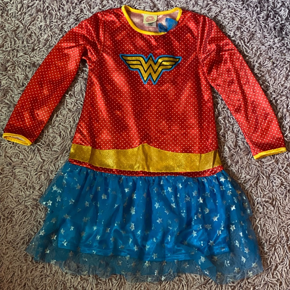 DC Comics Wonder Woman Kids Nightgown 10/12